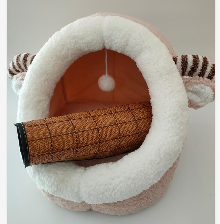 Warm Cute Enclosed Cat Nests