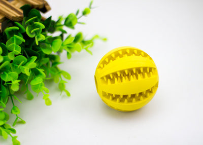 Rubber Feeding Ball
