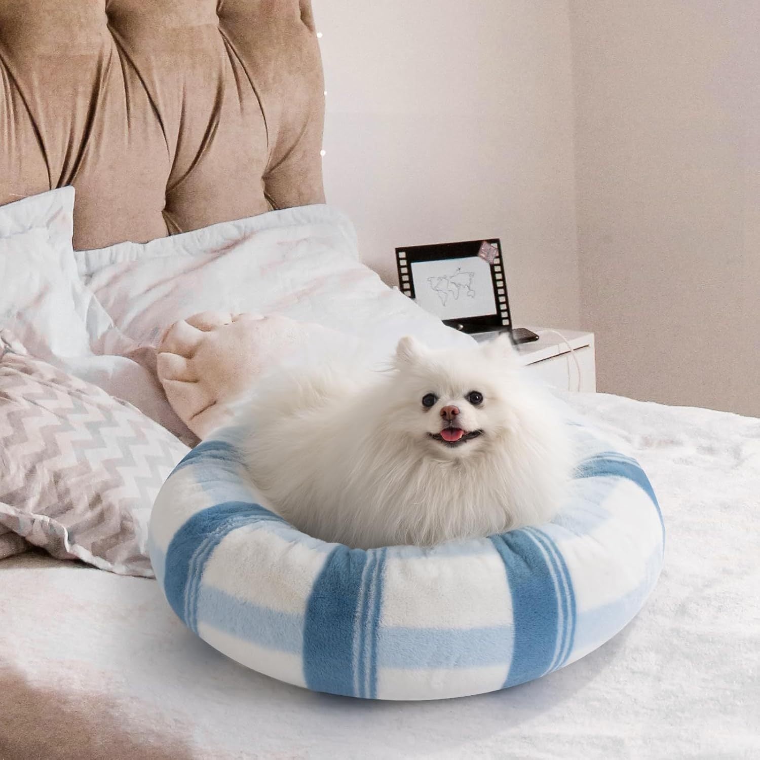 Plush Round Cat Bed For Indoor Cats - Calming Washable Pet Bed With Non-Slip Bottom, Soft Fluffy Dog Bed For Puppy & Kitten, 23 Inch Blue Striped
