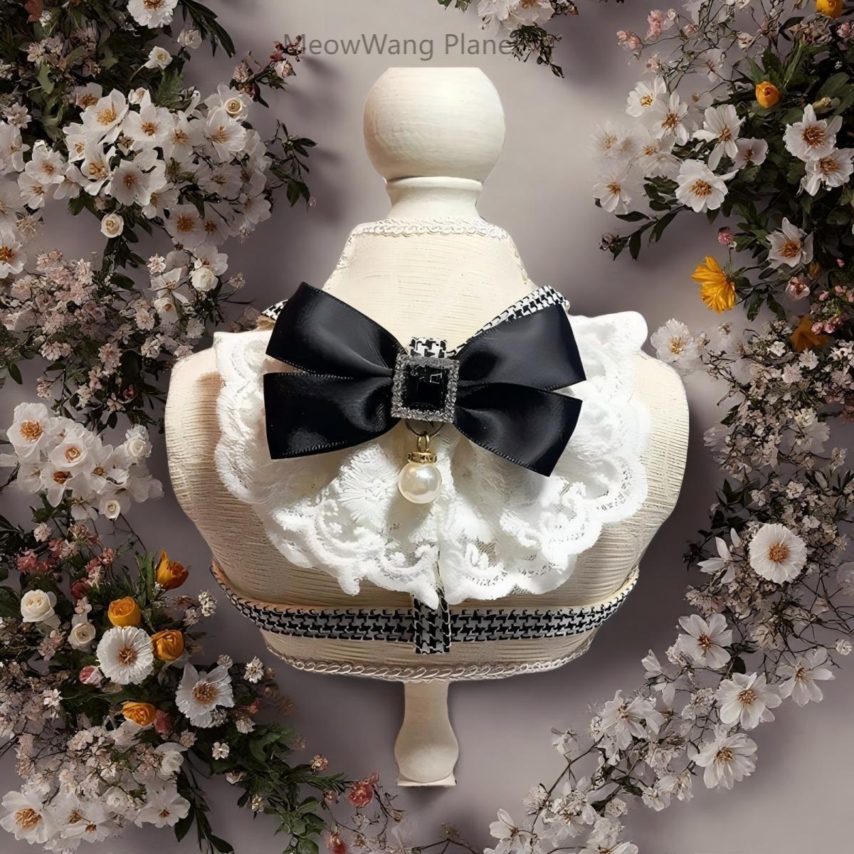 Dog Leash Cat Leash Luxury Lace Pet Harness Leash Set Elegant Inspired Adjustable Escape Proof Vest For Cats Small Dogs